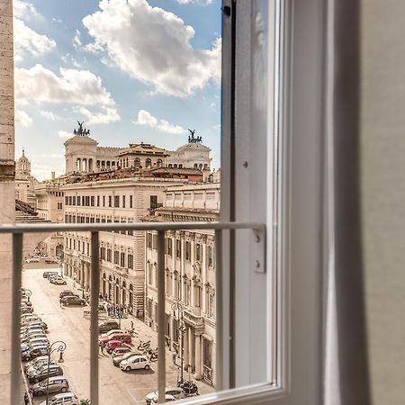 Appartamento Con Vista Sul Vittoriano Rome Exterior photo